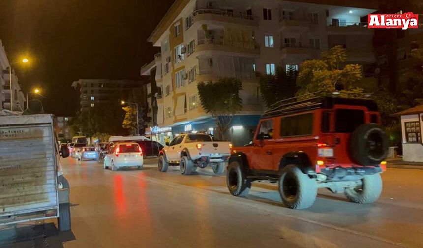 Alanya’da ‘Zulme off, Gazze’ye on’ konvoyu