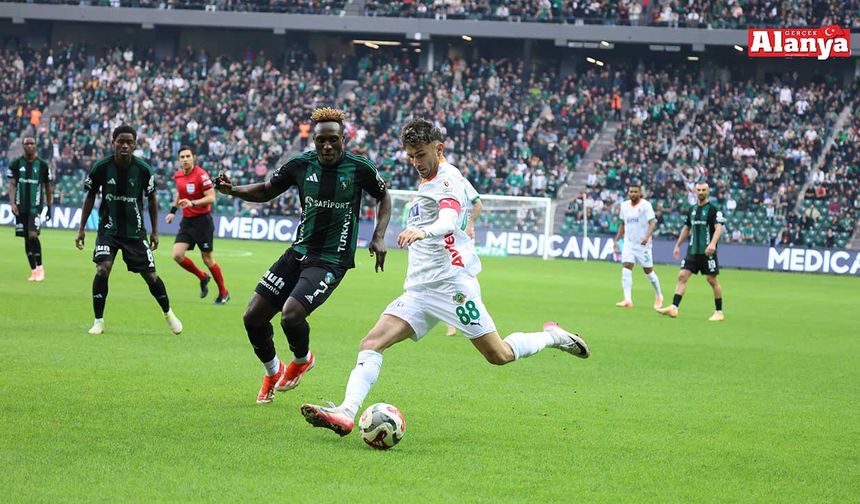 Alanyaspor, Kocaelispor’a mağlup oldu