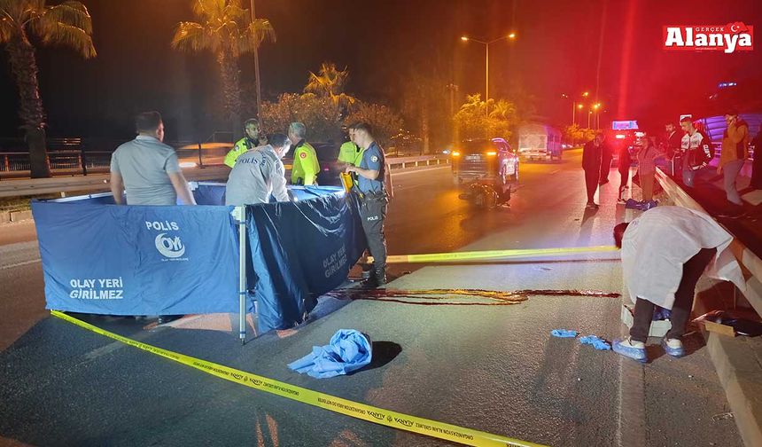Alanya'da otomobille çarpışan motosiklet sürücüsü öldü