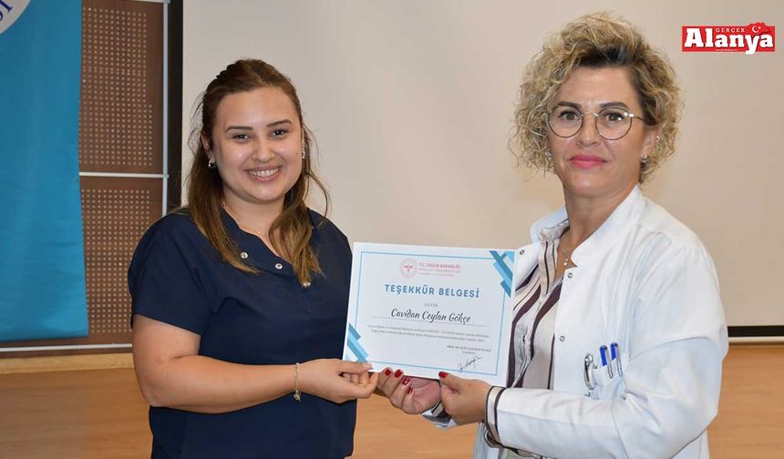 Yoğun bakım hemşireliği eğitimleri sona erdi