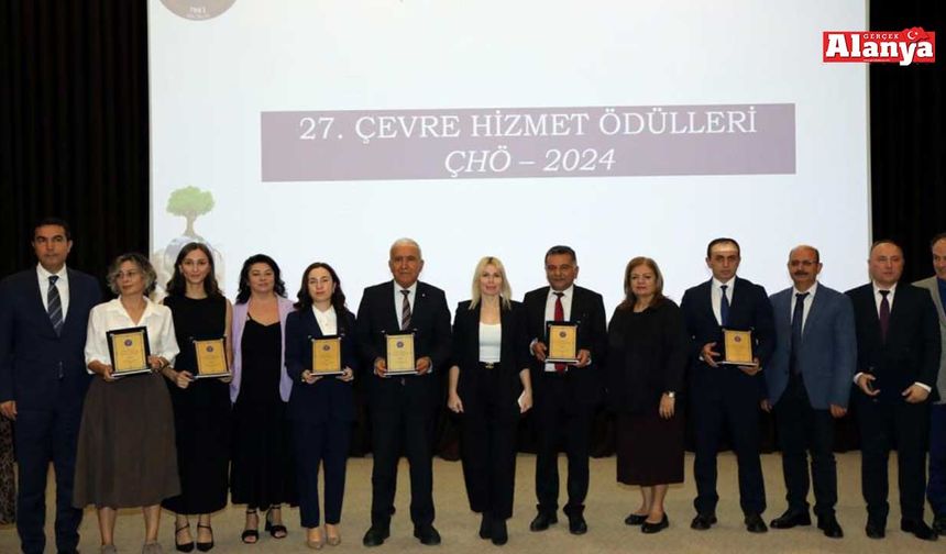 Çevre Hizmet Ödülleri törenle sahiplerini buldu