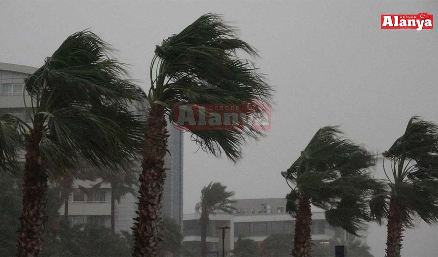 Alanya yılbaşına yağmurla girecek