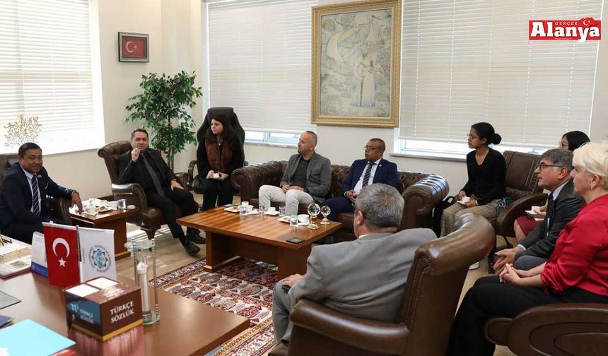 ALKÜ ile iş birliği yapmak için geldiler