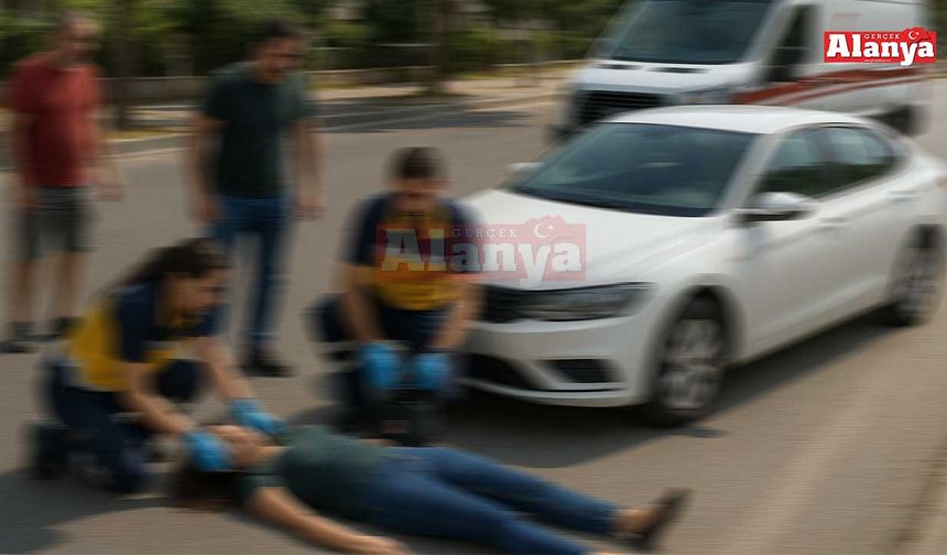 Alanya’da iki otomobil çarpıştı: 1 yaralı