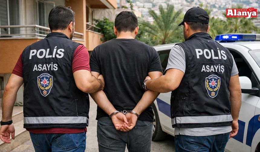 Alanya’da firari hükümlü polisten kaçamadı