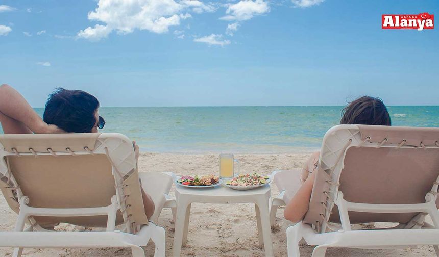 Ruslar için plaj tatili bir numara