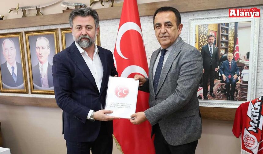 Mustafa Sünbül, Sadullah Güneş’e faaliyet raporu sundu