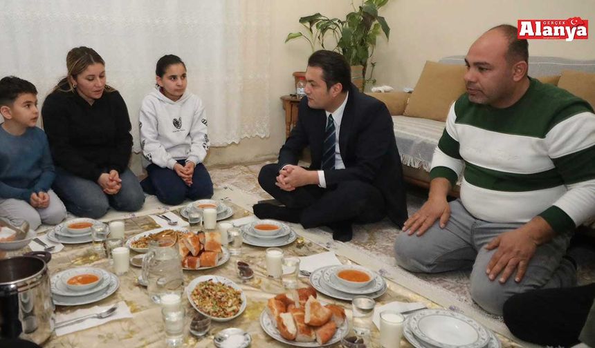 Kaymakam Öztürk, Akınalp Ailesi’ne misafir oldu