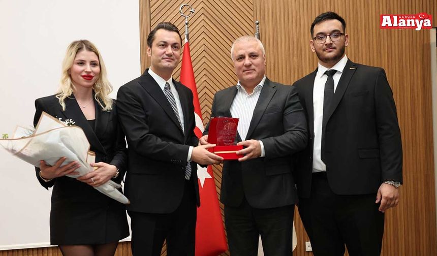 ALKÜ’de Alanya’nın sağlık turizmi masaya yatırıldı