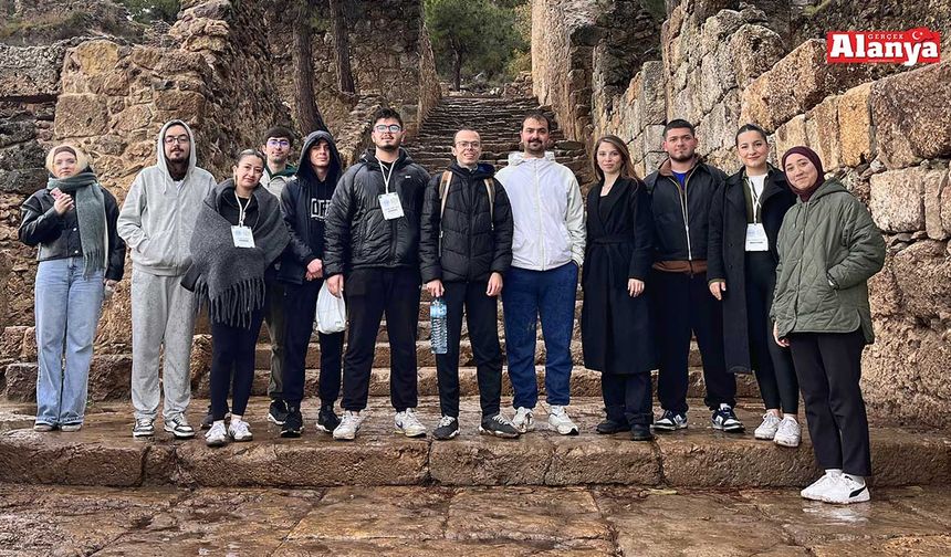 ALKÜ’lülerden doğada keşif buluşması