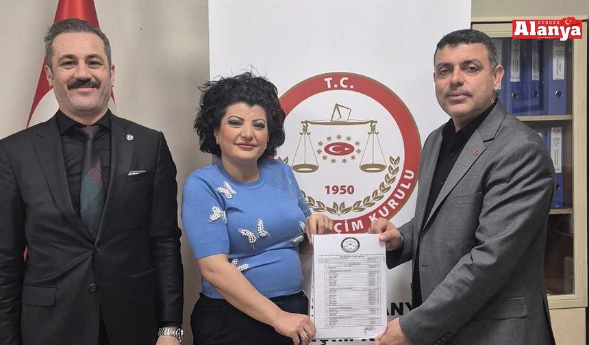 Hüseyin Gök mazbatasını aldı