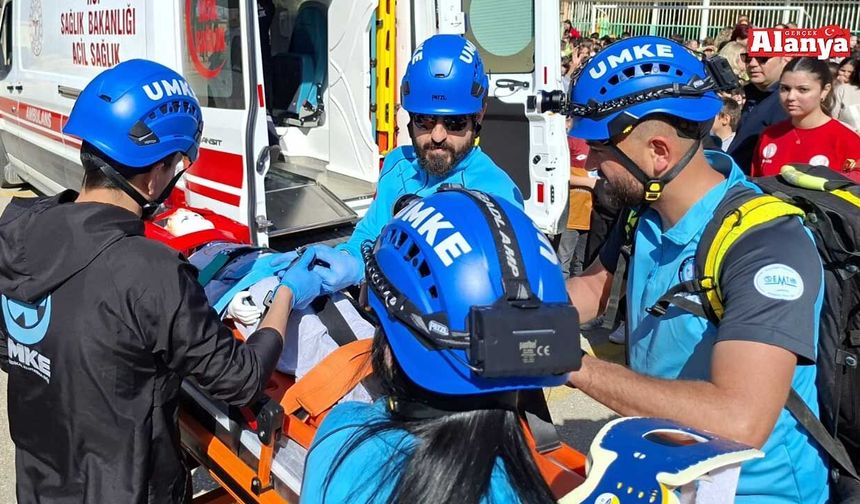 Alanya’da deprem tatbikatı gerçekleştirildi