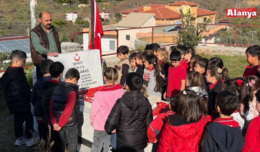 Alanya’da yarının büyüklerinden Şehit Alpay Aras’a anlamlı ziyaret