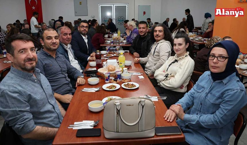 ALKÜ iftarda bir araya geldi