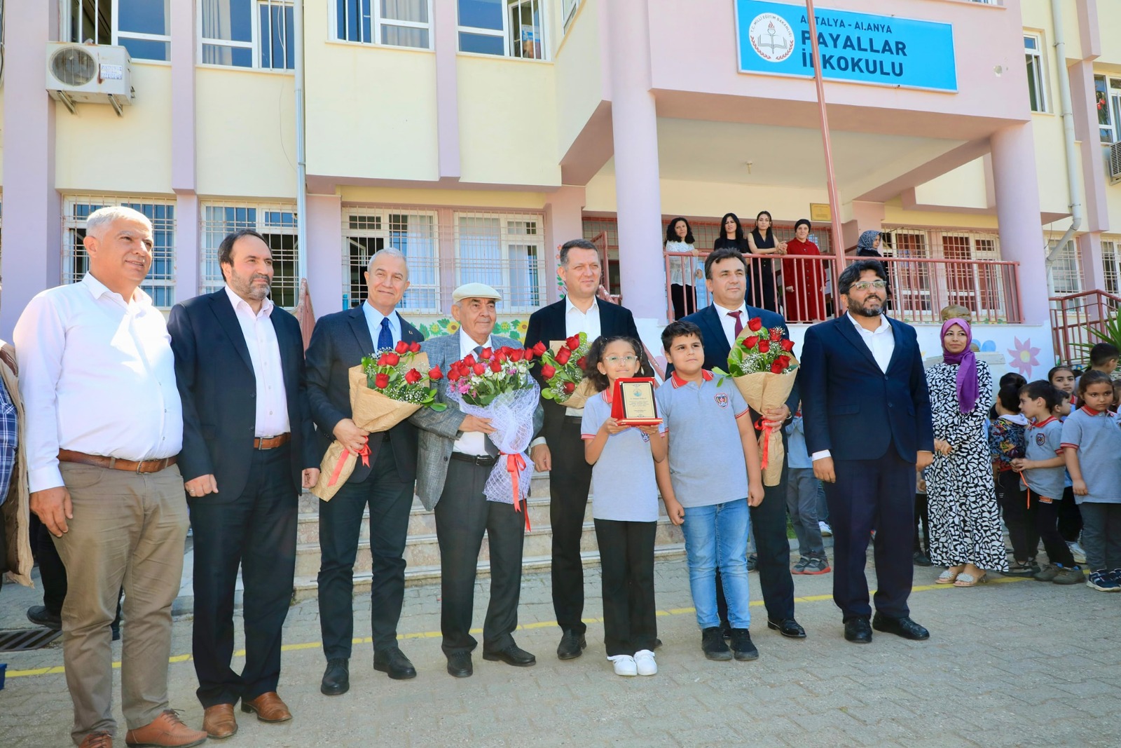 Alanya’da Mehmet Özkan Kütüphanesi Açıldı 2