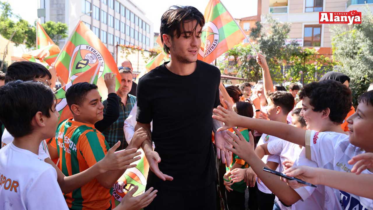 Alanyaspor Okulumda 3