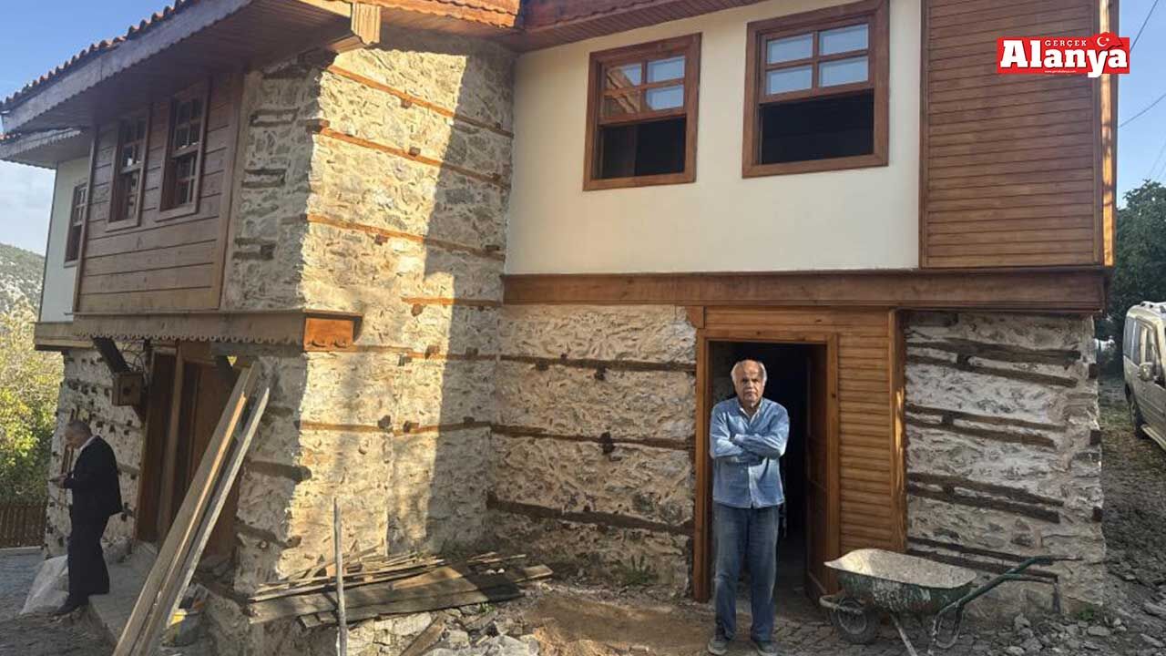 Tarihi düğmeli evler restore ediliyor